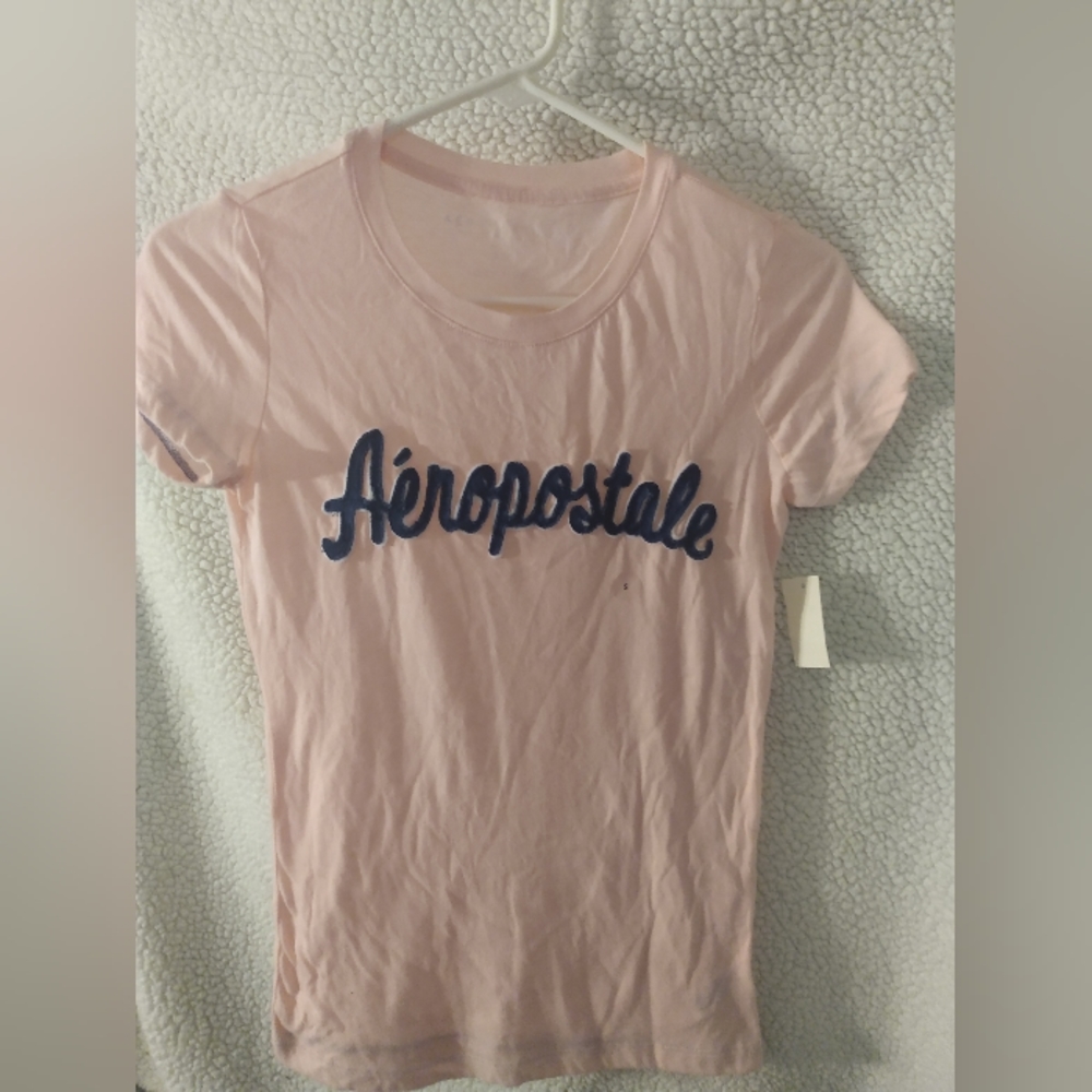 Pink Aeropostale T-Shirt Size Small